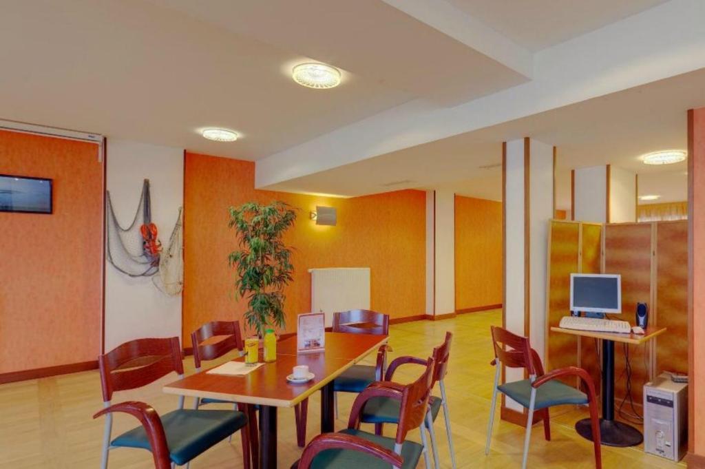 Hotel Les Residences D'Armor Douarnenez Exterior foto